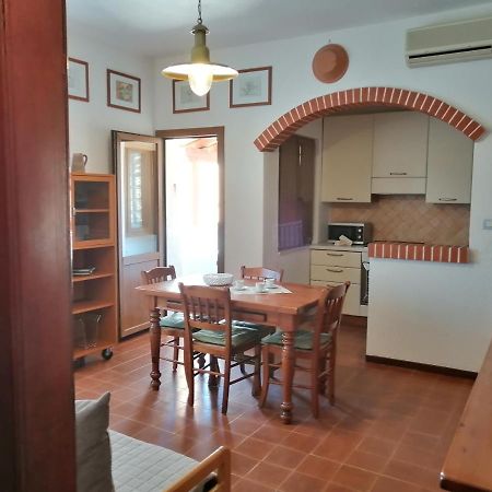Aria Di Vacanza - Molara Loiri Porto San Paolo Bagian luar foto