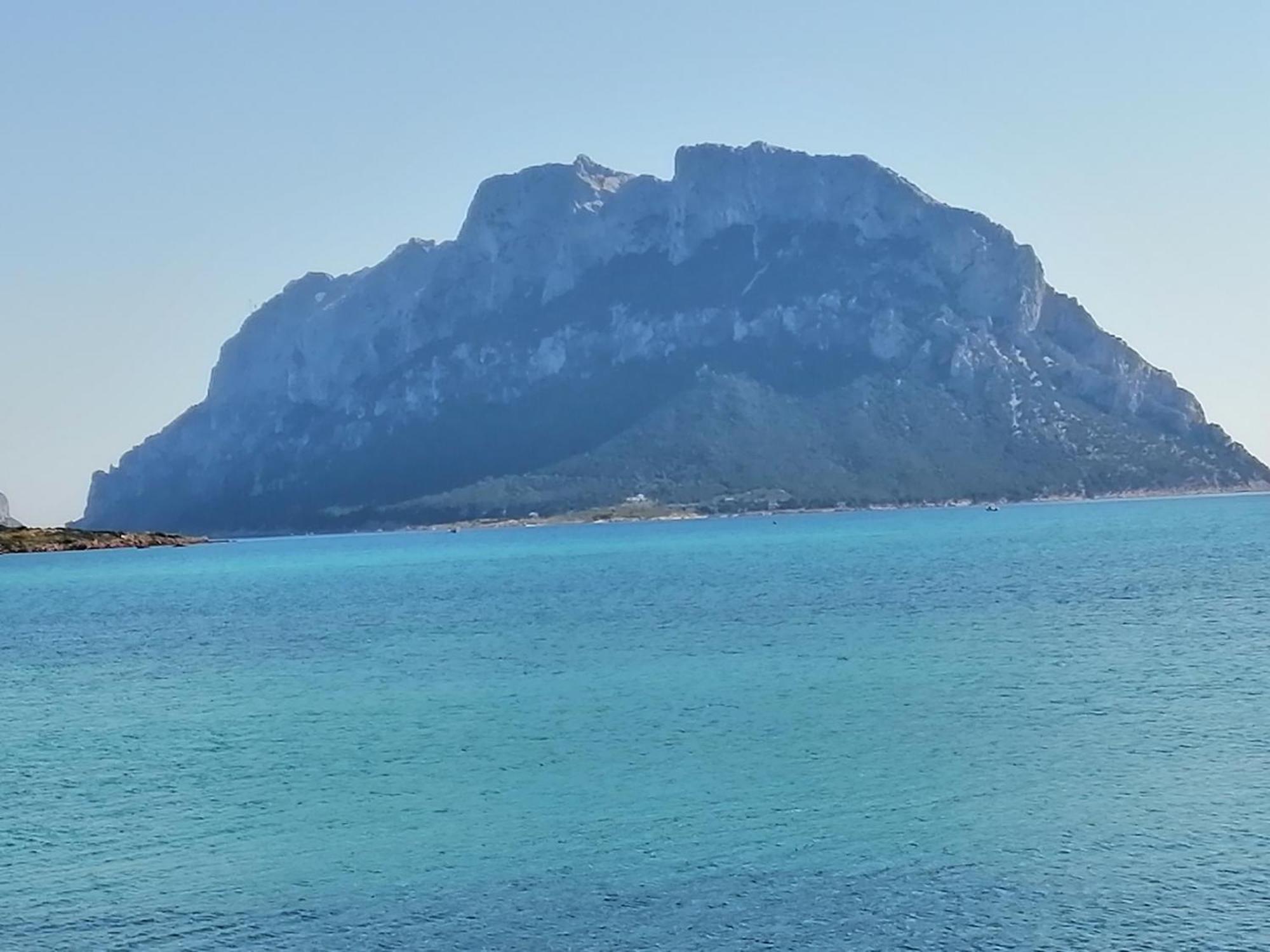 Aria Di Vacanza - Molara Loiri Porto San Paolo Bagian luar foto